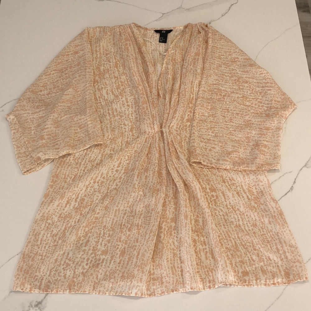 H&M Cream and White Tunic